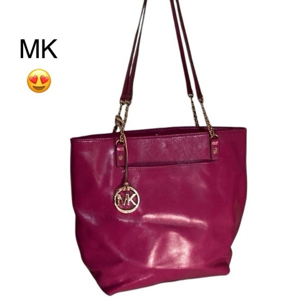 Michael Kors MK Jet set tote Shoulder bag BEAUTIFUL FUSCIA color 38T2XJST3A